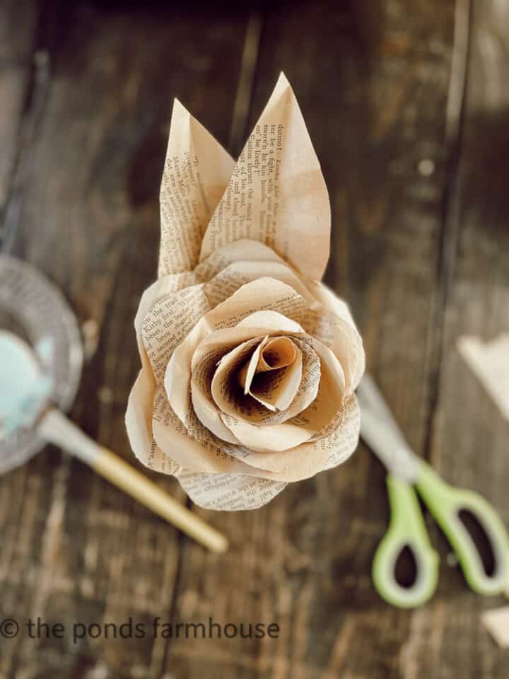 Learn How To Make Paper Flowers Old Book Pages Paper Roses