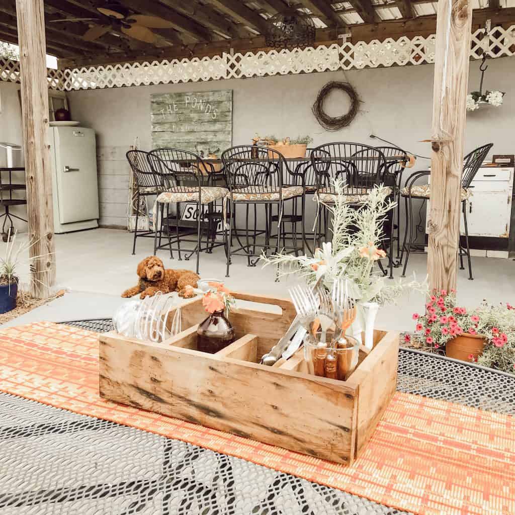 DIY Outdoor Kitchen - Entertaining area at the Ponds Farmhouse - Simple lifestyle ideas.