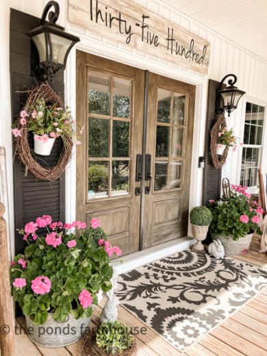 Shop Front Porch & Screened-In Porch - The Ponds Farmhouse