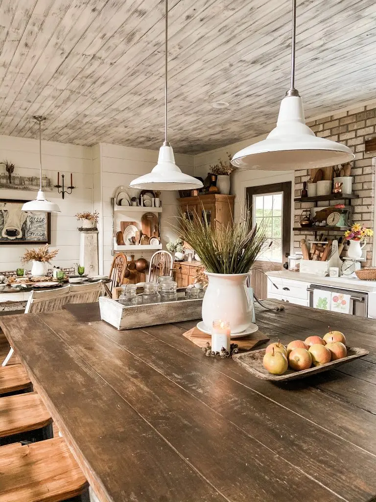 Fall Farmhouse Inspiration Tour filled with vintage farmhouse charm.