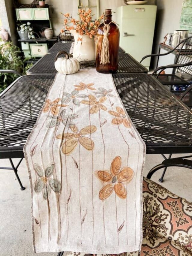 Upcycle Drop Cloth into Fall Tablecloth Runner