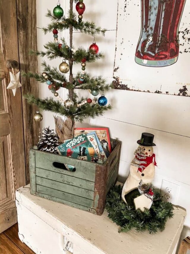 Rustic Farmhouse Wooden Crate Christmas Decorations