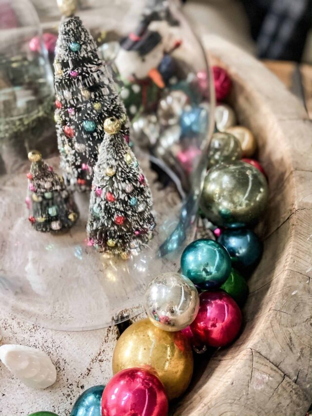 Ways to Repurpose Old Christmas Decorations