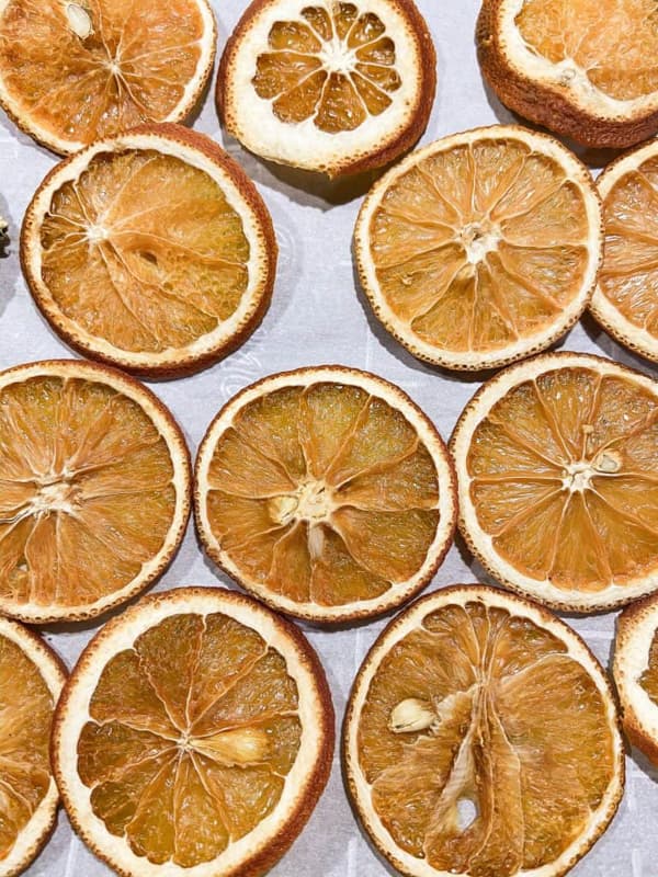 Dried Orange Slices after 3 hours and now they are ready to use.