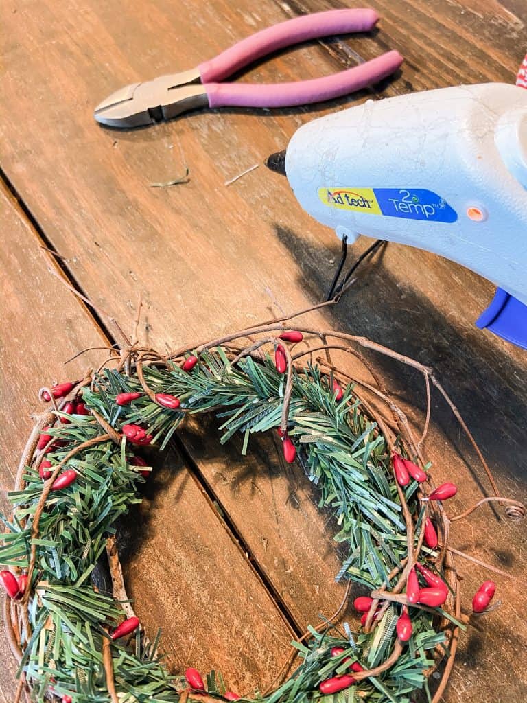 DIY Holiday Candle Rings With Dollar Tree Supplies