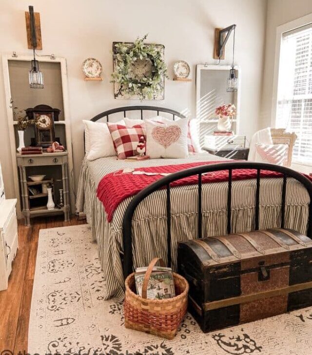 cropped-Guest-Bedroom-Valentines-Tour-1.jpg