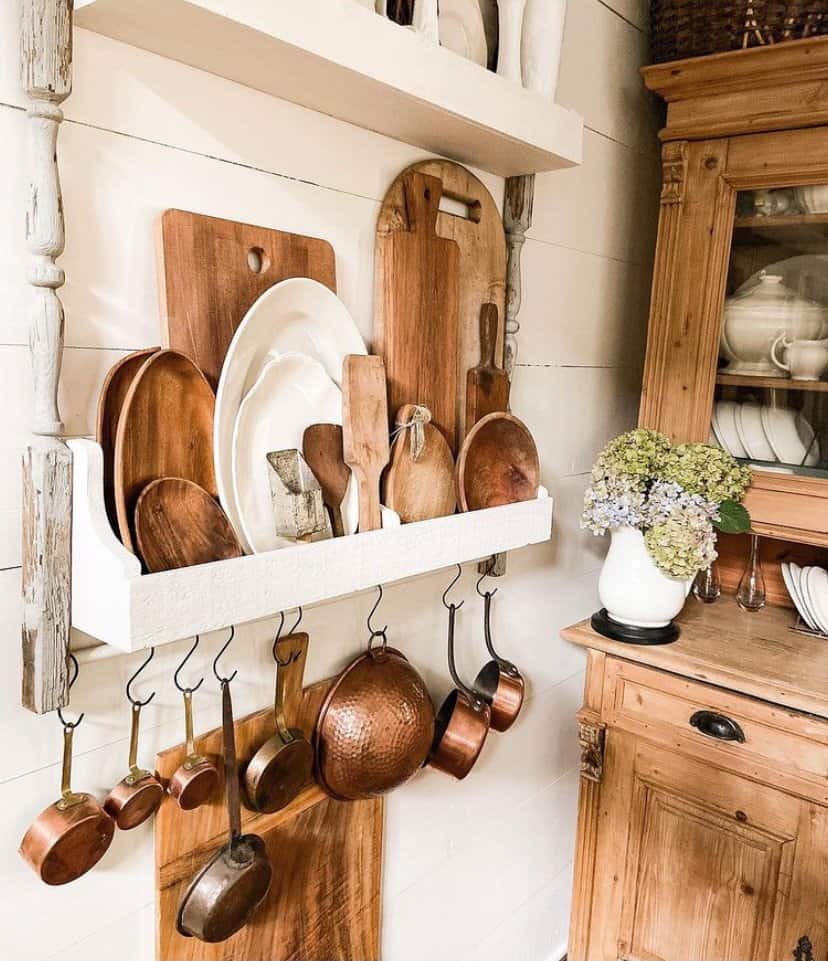 Never Rusty Plastic plate rack.Organise your plates beautifully