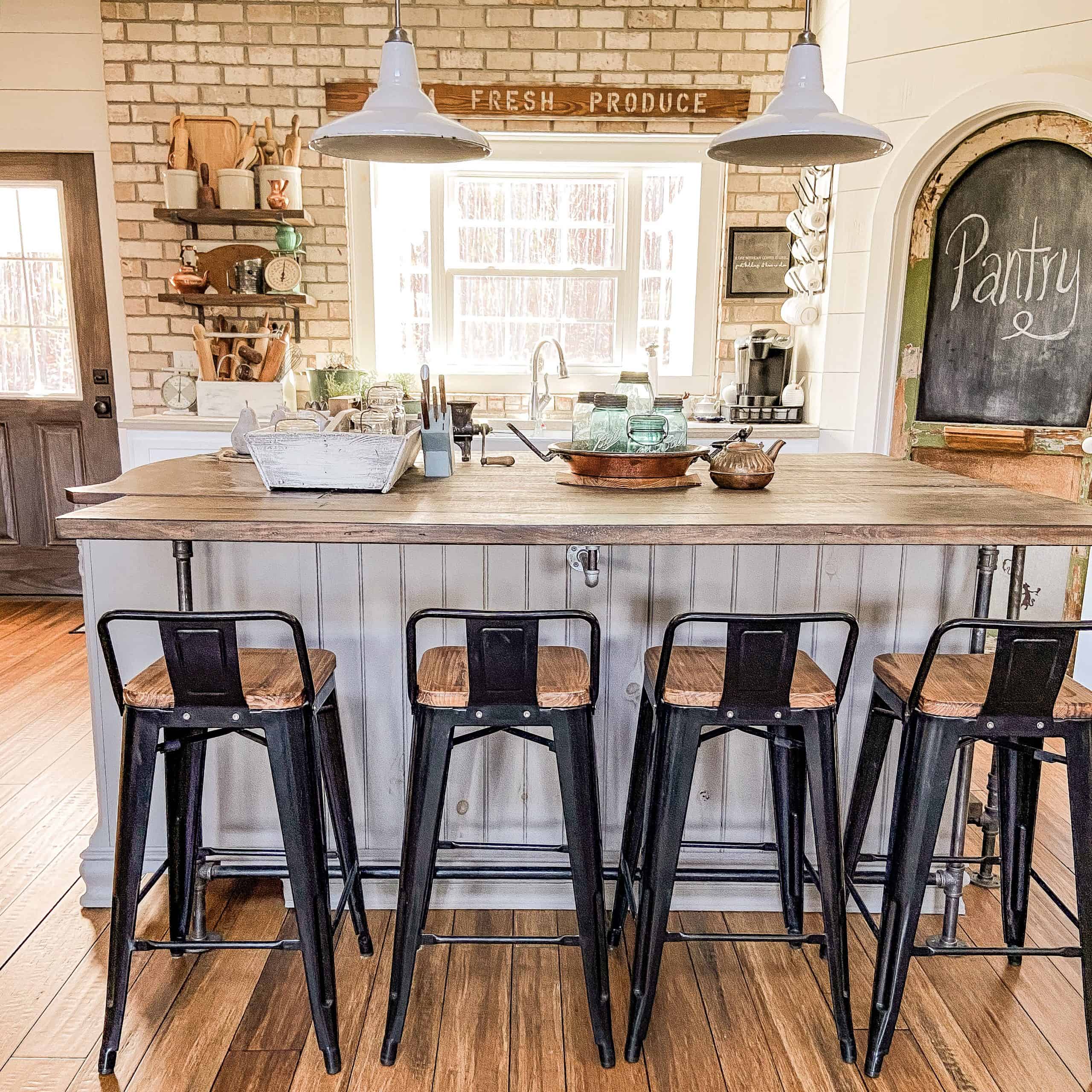 Don't Go Chasing Home Décor Trends - The Ponds Farmhouse