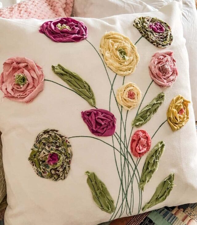 cropped-DIY-Spring-Pillow-2.jpg