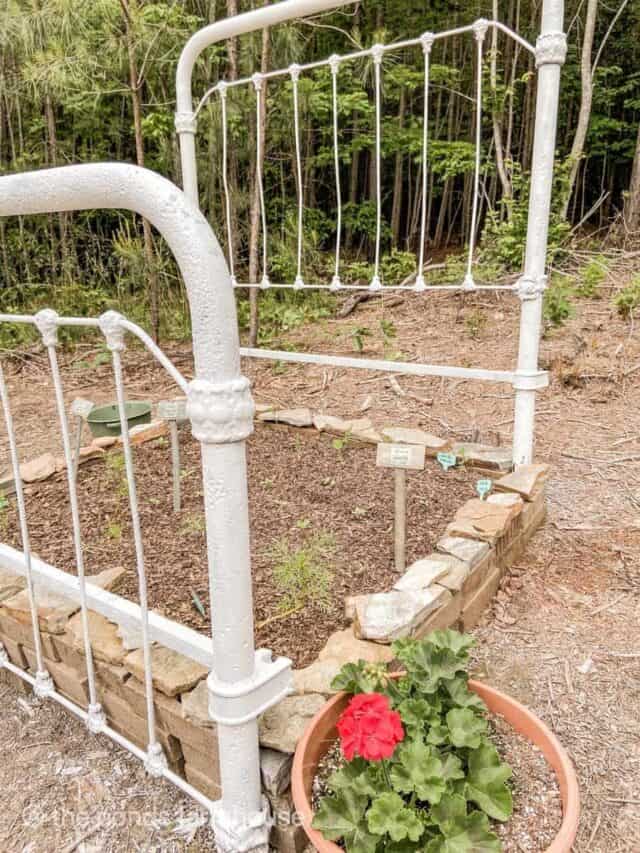 DIY Cheap Raised Garden Beds with Shabby Chic Idea