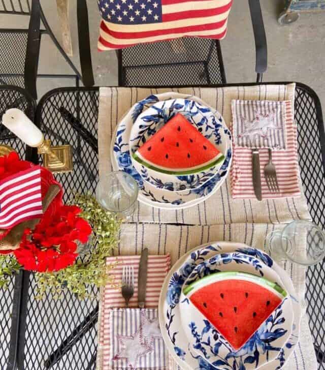 cropped-Fourth-of-July-Outdoor-Table-3.jpg