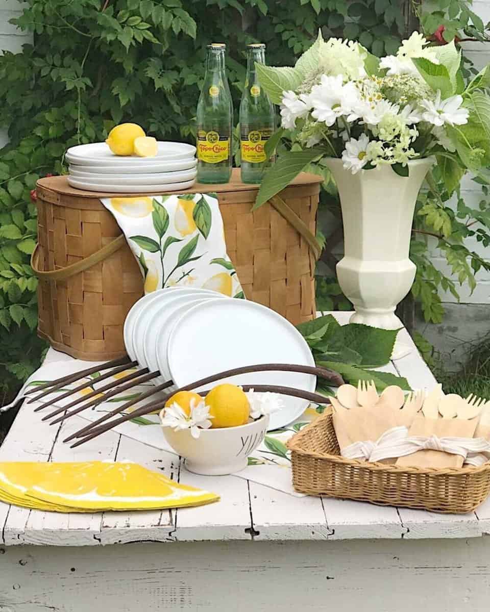 5 Inspired Picnic Table Setting Ideas with vintage and thrift store finds.