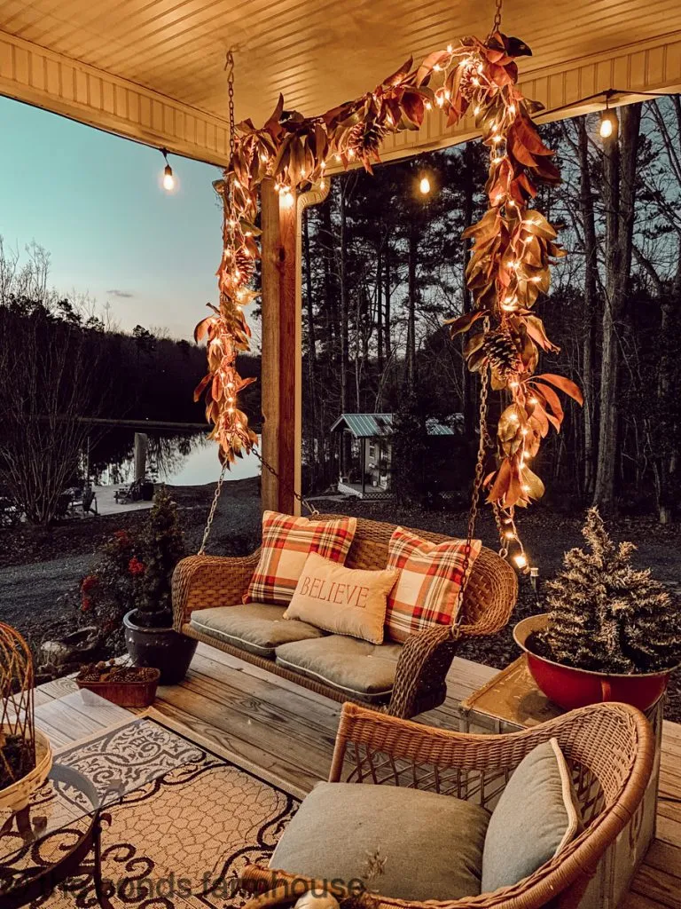 5 Christmas Farmhouse Porch Ideas The Ponds Farmhouse