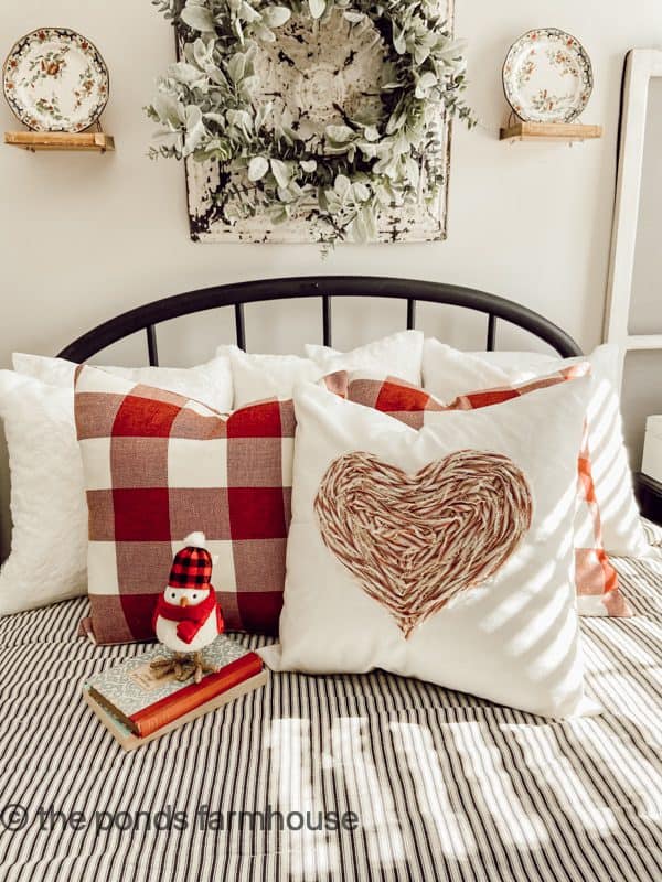 https://www.thepondsfarmhouse.com/wp-content/uploads/2021/12/Heart-Pillow-with-scrap-fabric.jpg