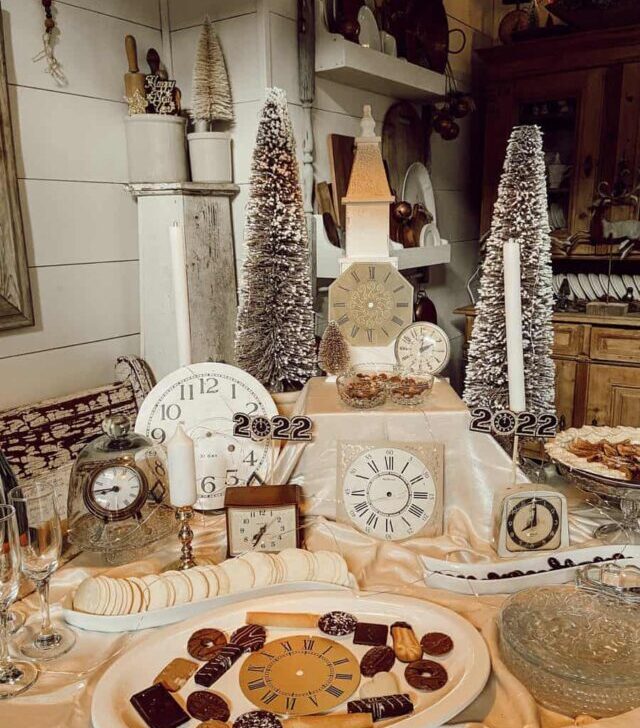 cropped-New-Years-Eve-Dinner-Table-Decorations-5.jpg