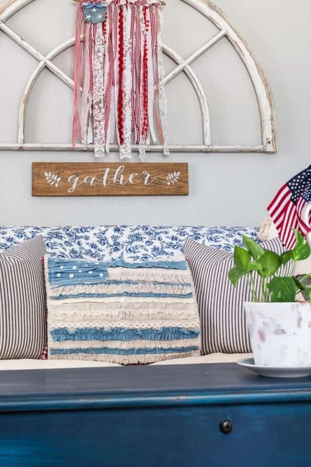 Are You Looking For Patriotic DIY Decor Ideas The Ponds Farmhouse   Patriotic DIY Ideas 3 640x960 