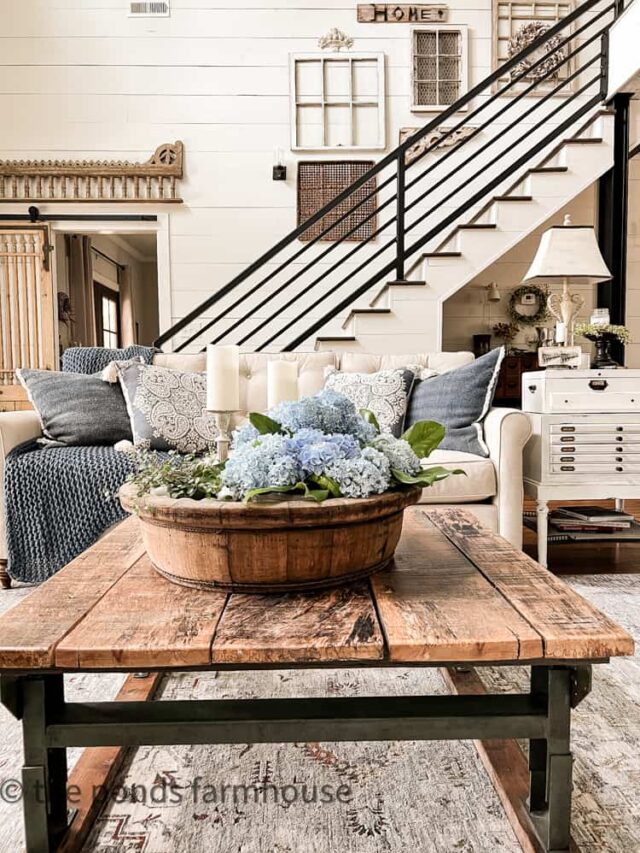 Farmhouse Summer Tour: From Neutral To Blue