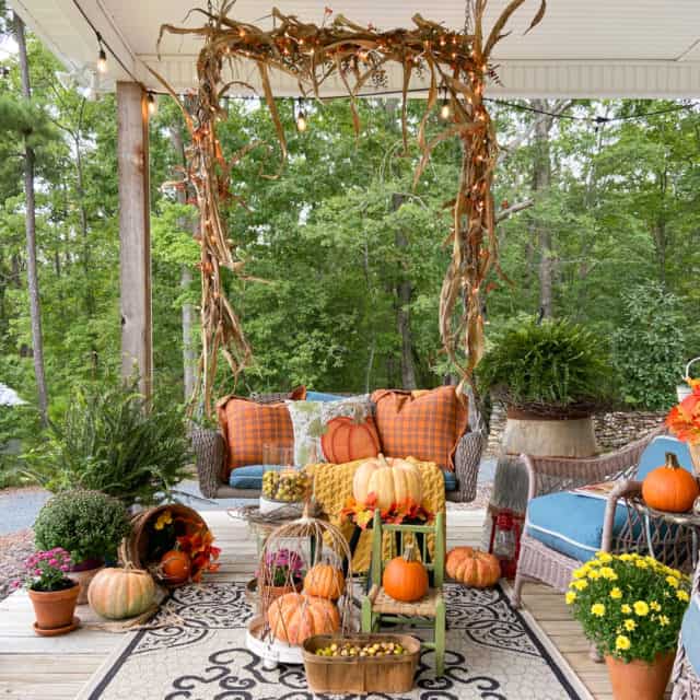 10 Tips for Free Fall Decorating with Nature for Cheap Decorations.