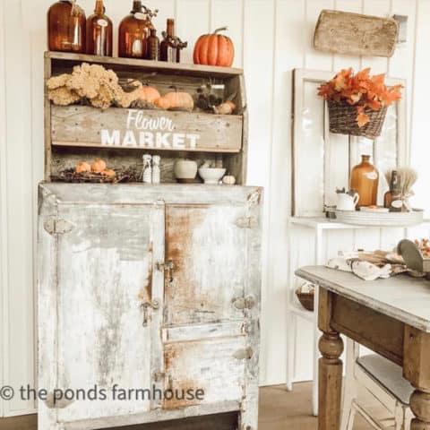 Decorating with Antique Furniture in Modern Farmhouse