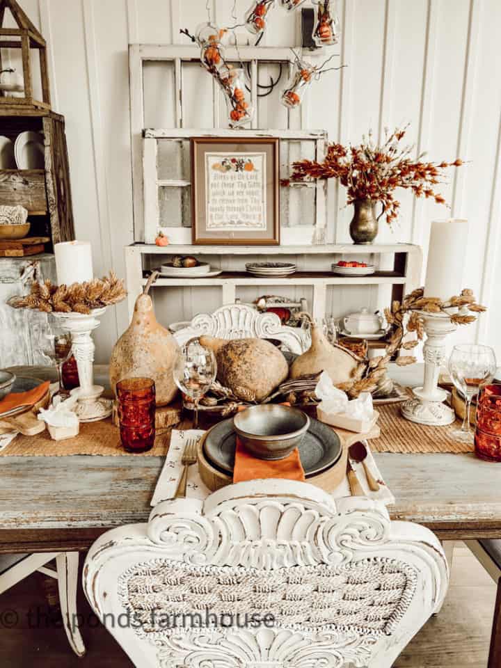 5 Rustic Dining Table Setting Ideas for Fall for Farmhouse Style.