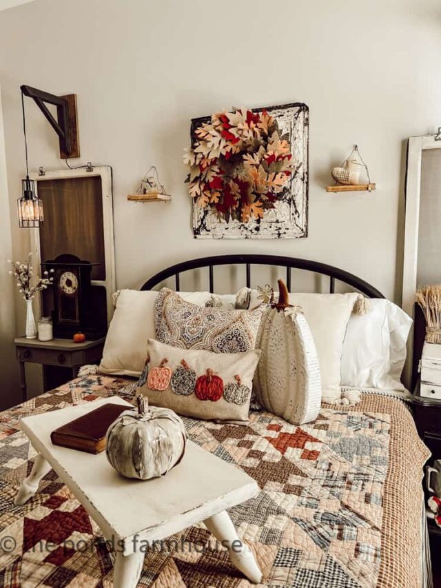 Farmhouse Bedroom: How to  Decorate with Antiques