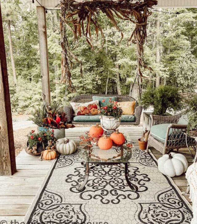 cropped-POrch-Swing-and-Coffee-Table-Cozy-Front-Porch-Ideas-for-Fall.jpg