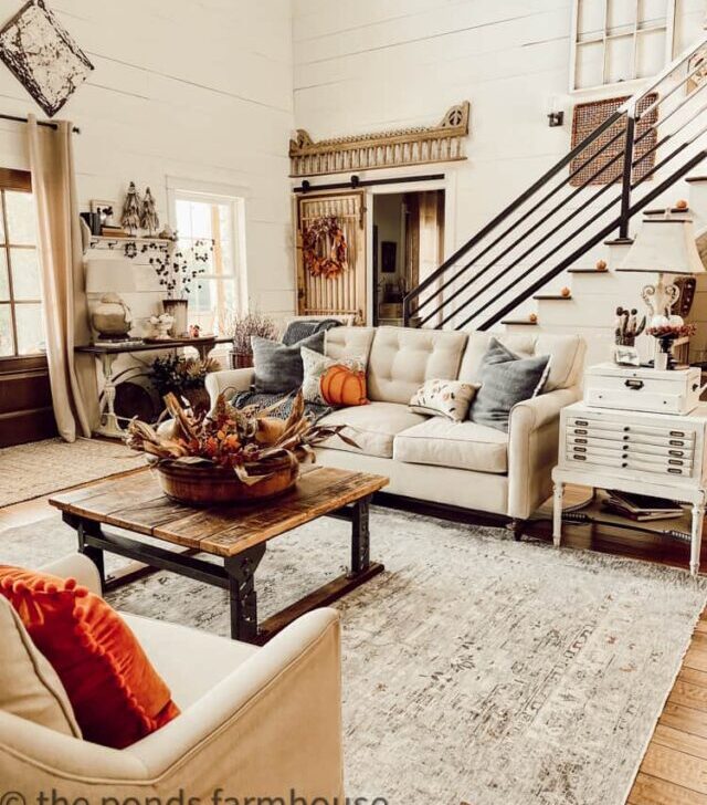 cropped-living-room-fall-home-tour.jpg