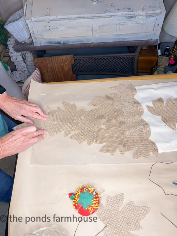 how-to-make-dollar-tree-diy-table-runner-with-burlap-leaves