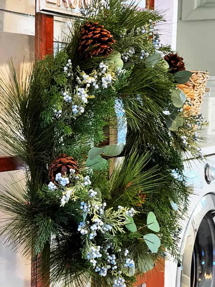 Eco Friendly Fresh Christmas Greenery Ideas Holiday Decor 2022   KariAnne Christmas Greenery Ideas .webp