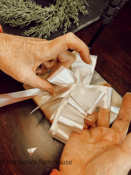 How To Tie A Gift Bow Perfectly every time