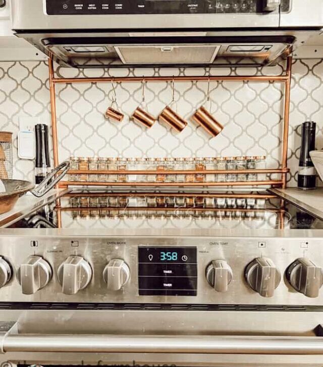 cropped-Front-View-of-Copper-Spice-Rack-DIY.jpg