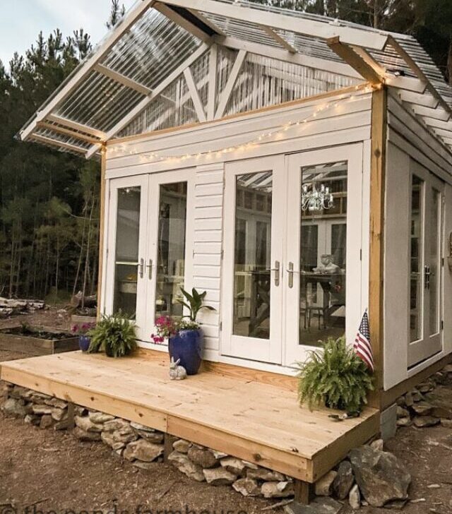 cropped-Greenhouse-Porch-1.jpg