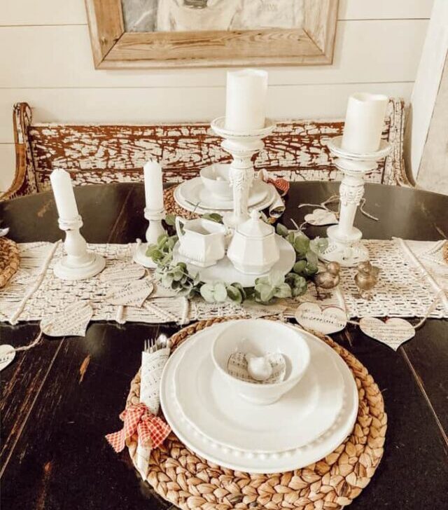 cropped-Place-setting-with-centerpiece-for-Valentines-Neutral-table-1.jpg