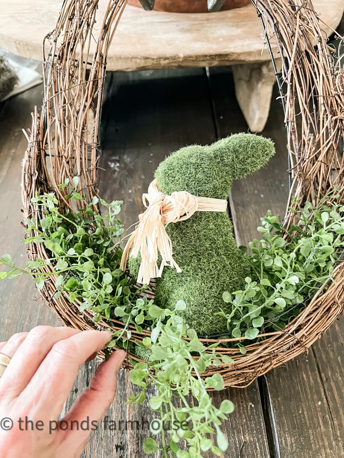 How To Make the Easiest Easter Wreath DIY Project for Spring