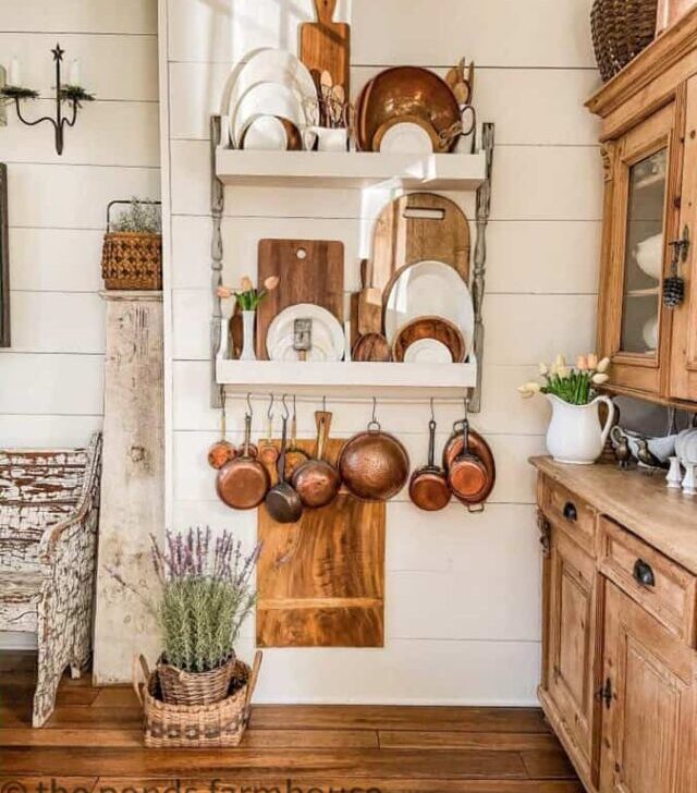 cropped-5-Ways-to-Decorate-a-DIY-Plate-Rack-with-Breadboards-vintage-copper-and-ironstone-1.jpg