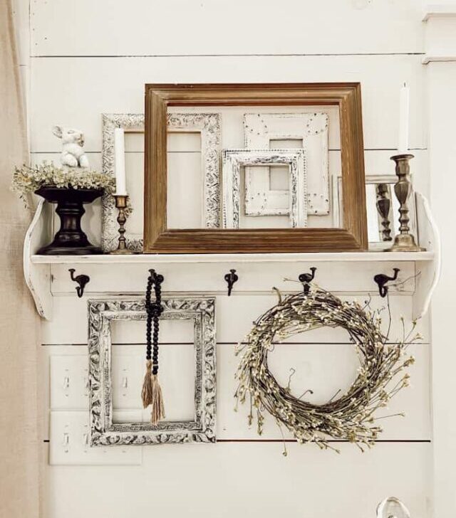 cropped-Thrift-Store-Used-Picture-Frames-Vignette.jpg