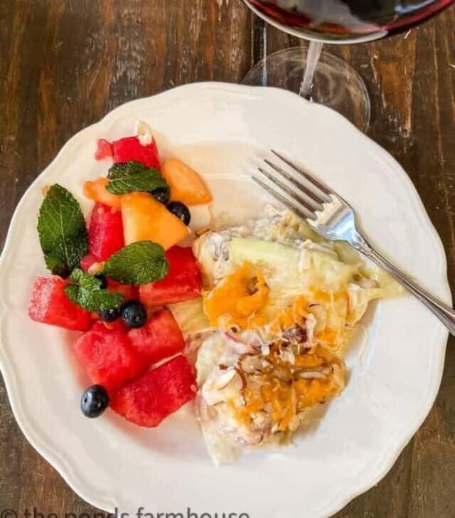 cropped-Hot-Chicken-Salad-with-Fruit-on-White-plate.jpg