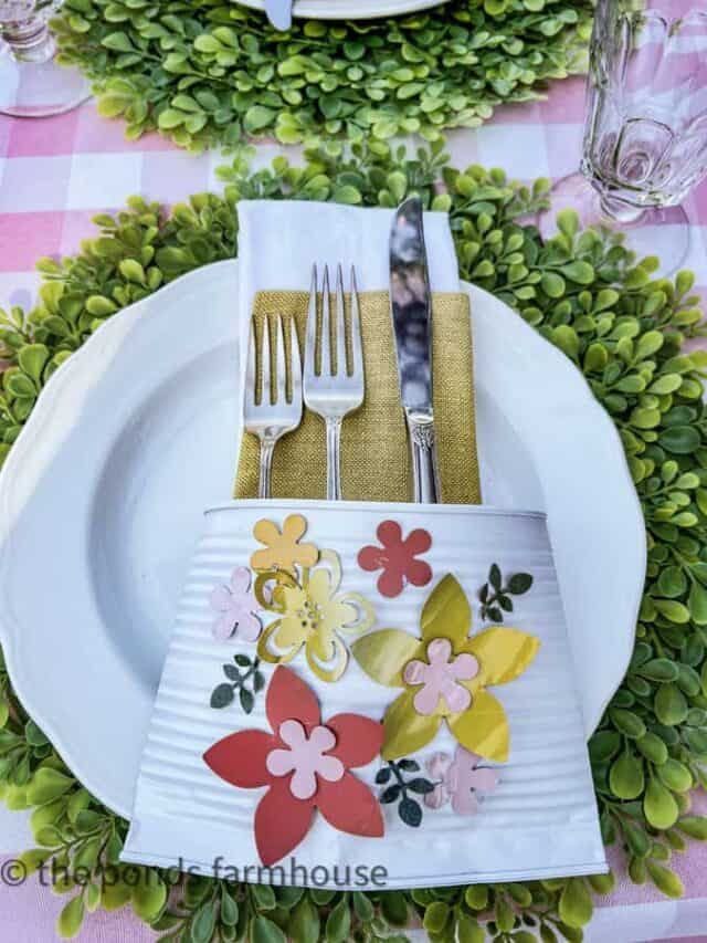 Upcycle Tin Cans for DIY Cutlery Pockets with Aluminum Flowers