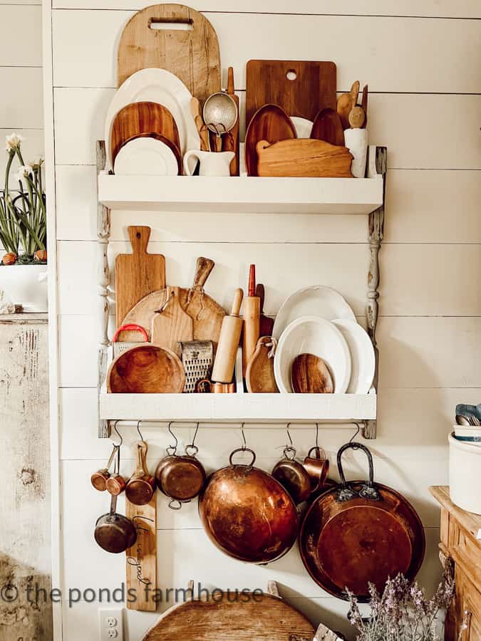 How Do Wooden Kitchen Accessories Add to The Vintage Grandeur of The Kitchen?  - Ellementry