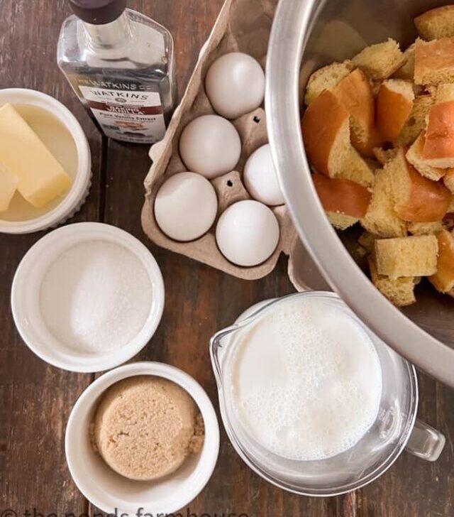 cropped-Old-Fashioned-Bourbon-Bread-Pudding-Ingredients.jpg
