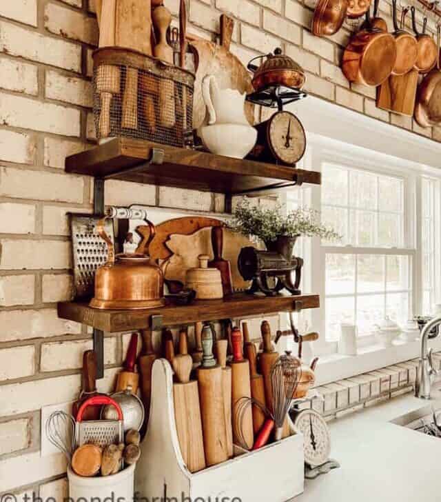 cropped-vintage-kitchen-decor-with-copper-pots.jpg