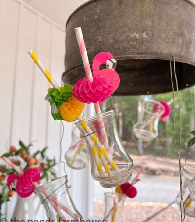 cropped-Light-Fixture-Decorations-with-tropical-straws.jpg