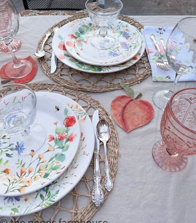 cropped-place-setting-of-Peachy-Kenn-Tablescape-1.jpg