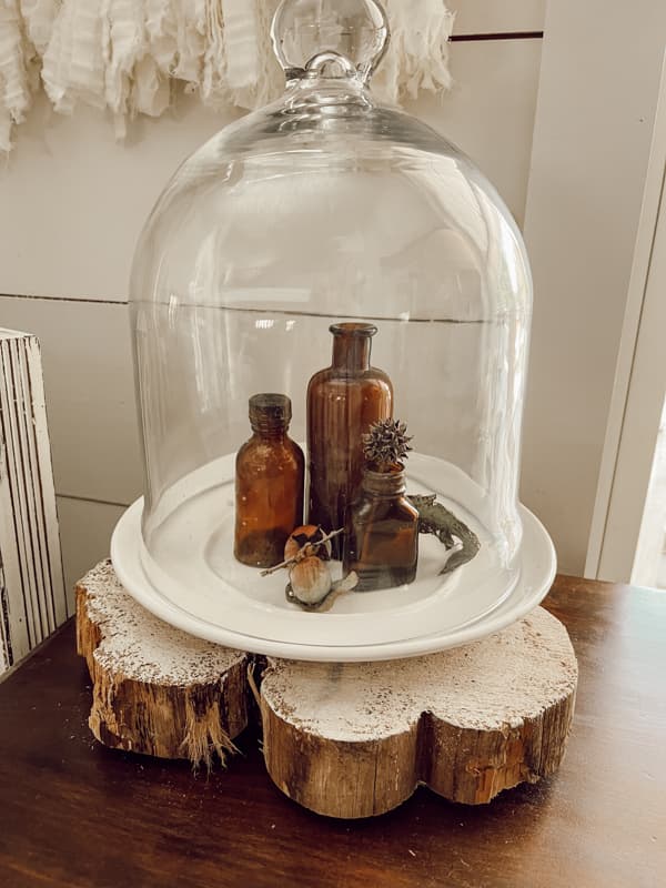 15 Antique Rustic Fall Decor Ideas with Amber Glass Bottles