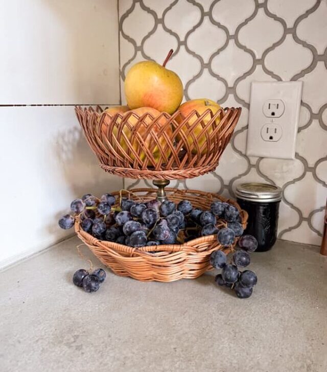 cropped-Basket-Tray-Pottery-Barn-Hack-apples-and-grapes-2.jpg