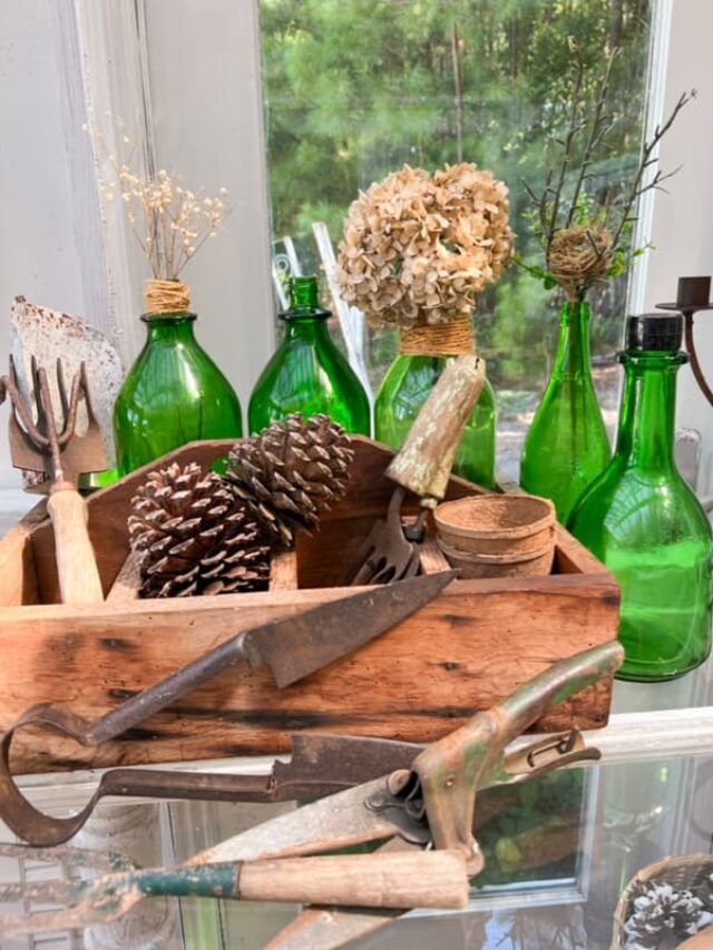 Easy Decorating with Old Bottles