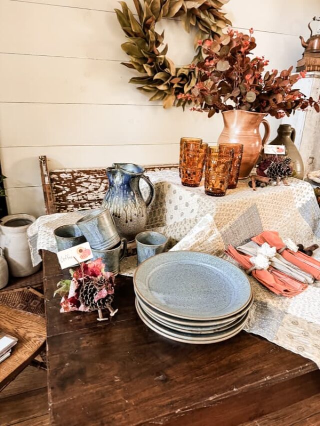 Thanksgiving Buffet Table Setting Ideas on a Budget