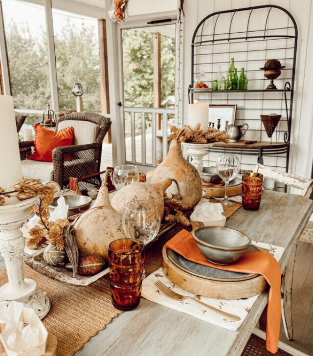 Thanskgivng Tablescape on The Porch