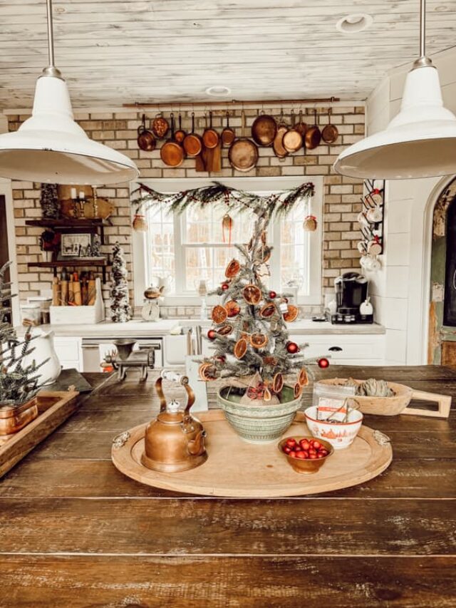 Christmas Kitchen Home Tour2023