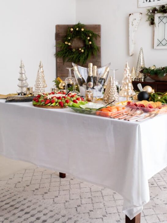 Amazing Christmas Charcuterie Board Party Ideas To Wow Guests